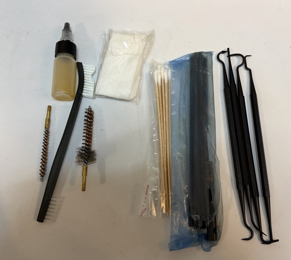 Surplus AK Cleaning Kit