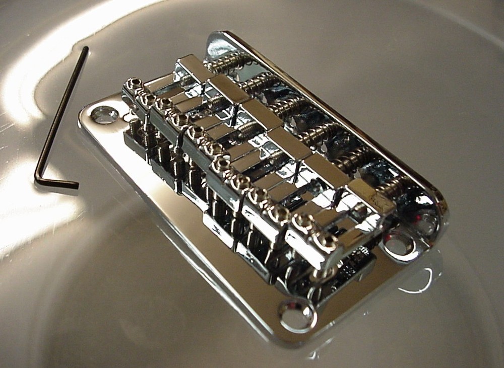 REPLACEMENT CHROME ELECTRIC GUITAR BRIDGE hardtail