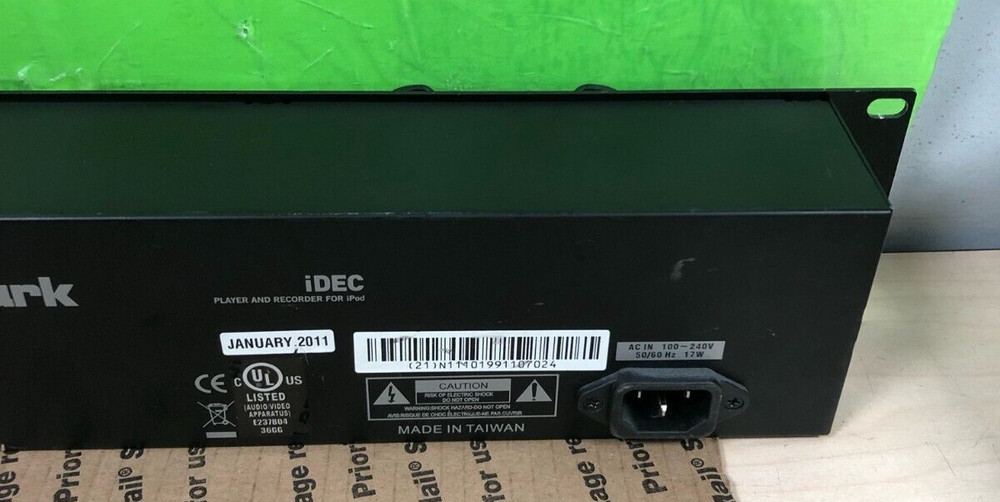 Numark iDEC A/V Playback and Recording Rack Interface for iPod (TESTED)