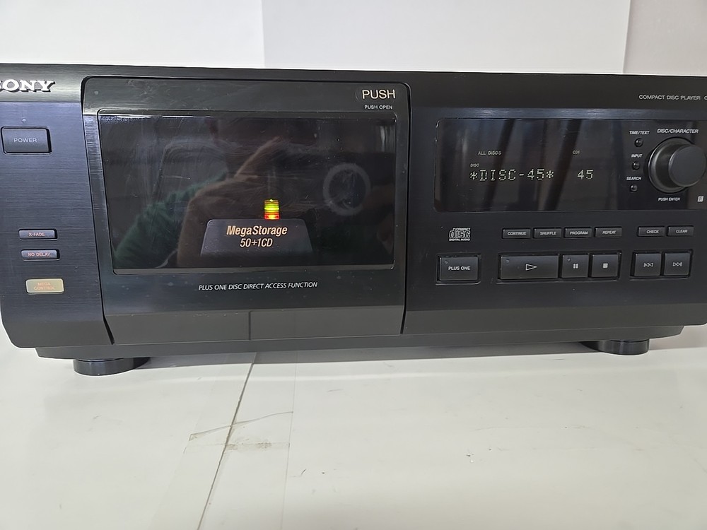 Sony CDP-CX55 50+1 Disc CD Changer/Player *Tested*