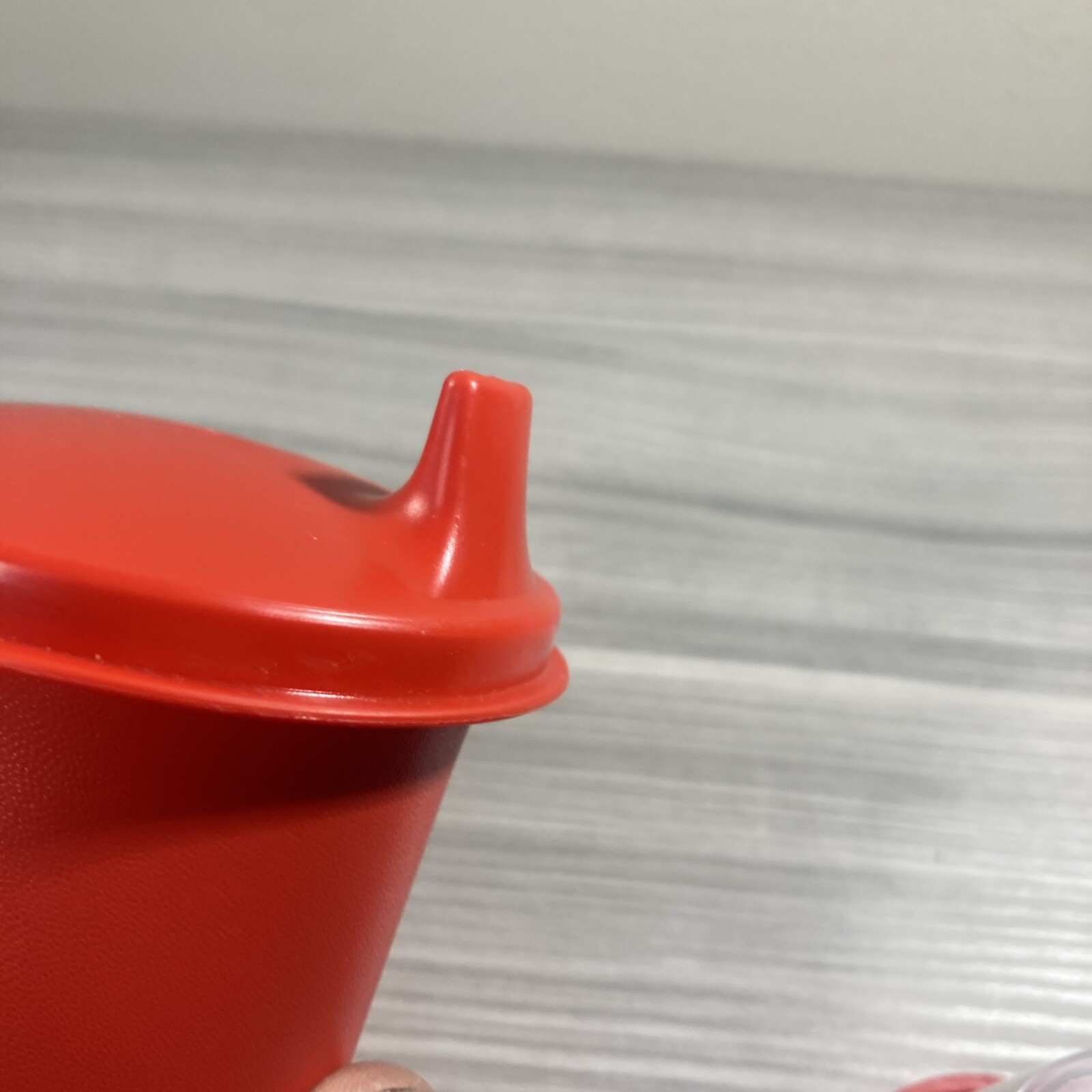 Tupperware Bell Tumbler w/ Sippy Lid 2 Midgets and Snack Cup in Red New!