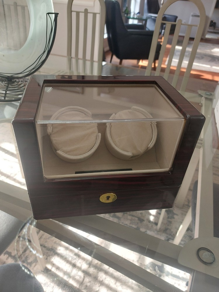 Chiyoda Watch Winder Double Nice!