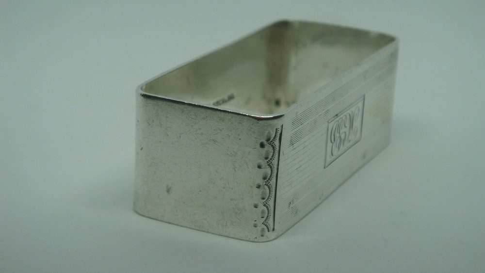 ANTIQUE WATROUS MFG. CO STERLING SILVER RECTANGULAR NAPKIN RING