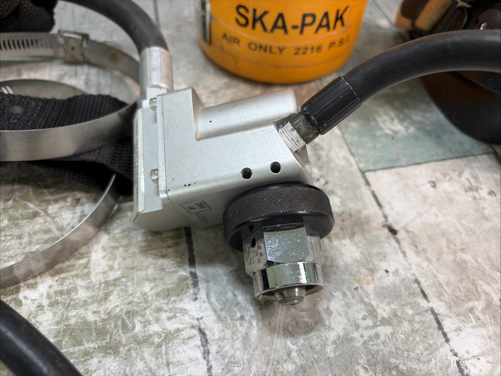 Scott SKA-PAK 5min Emergency Escape Bottle SABA Mobile Air SCBA Work Pack