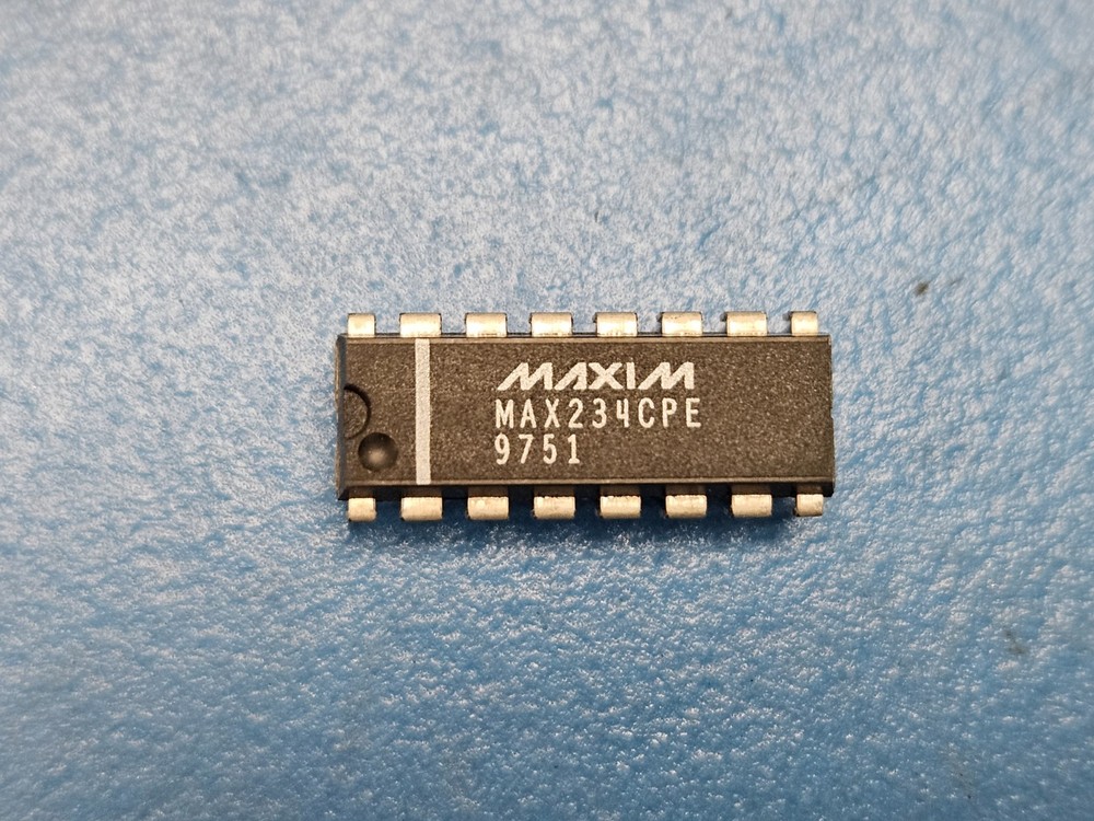 (2PCS) MAX234CPE Maxim Line Driver, 4 Func, 4 Driver, CMOS, PDIP16