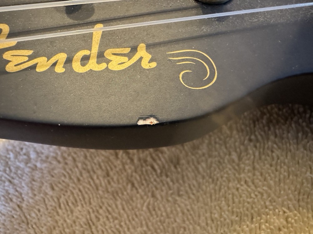 Fender Grace VanderWaal Moonlight Soprano Ukulele Uke