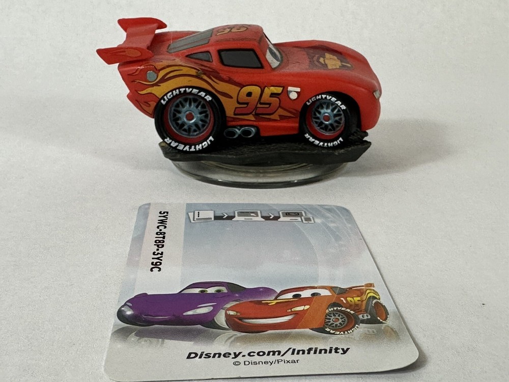 DISNEY INFINITY - LIGHTNING MCQUEEN / HOLLEY SHIFTWELL / PLAYSET Loose Web Code