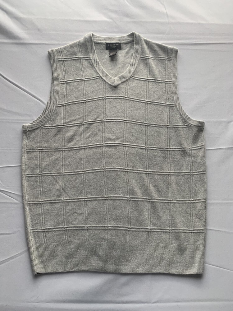 Dockers Boys Tan Sweatter Vest Size XL