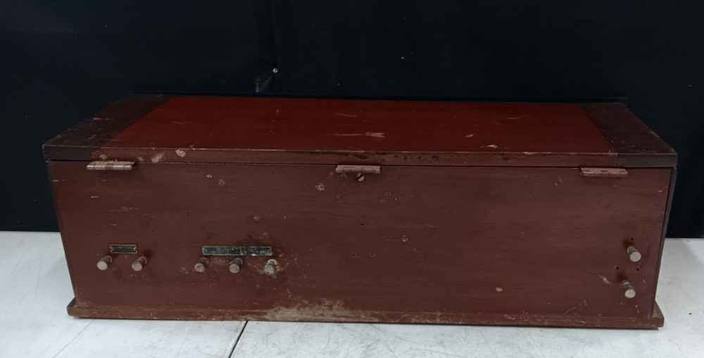 Vintage MU-RAD Broadcasting Receiver MA-15?