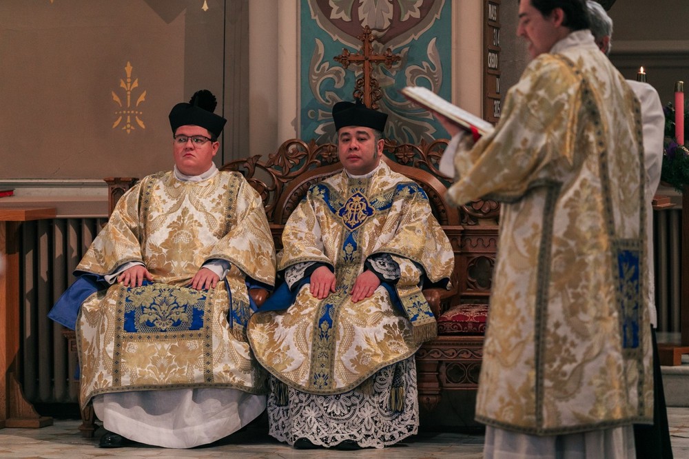 Flores Mariae Marian Chasuble