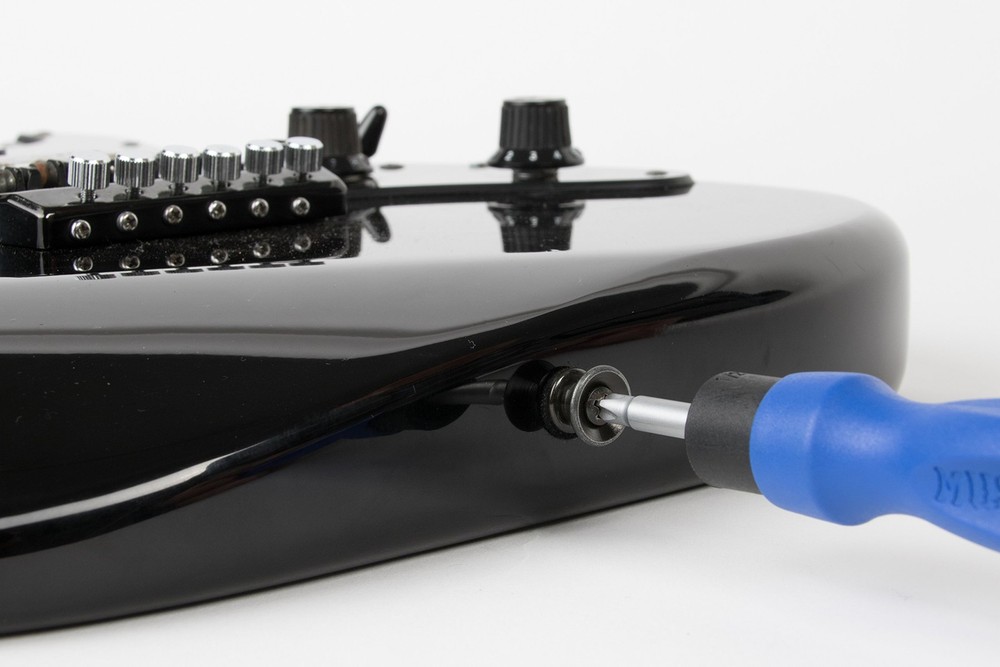 The Octopus 8 ’N 1 Tech Tool MN227