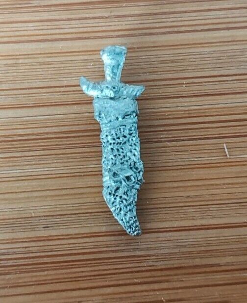 ORC I  Sheathed SWORD Accessory  Part bit Oop Warhammer