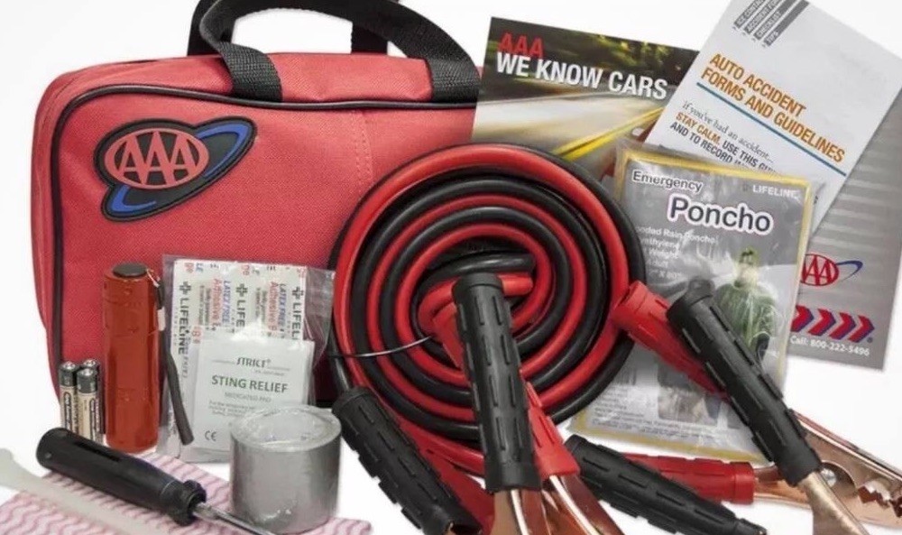 Lifeline Excursion Road Kit 76-Piece