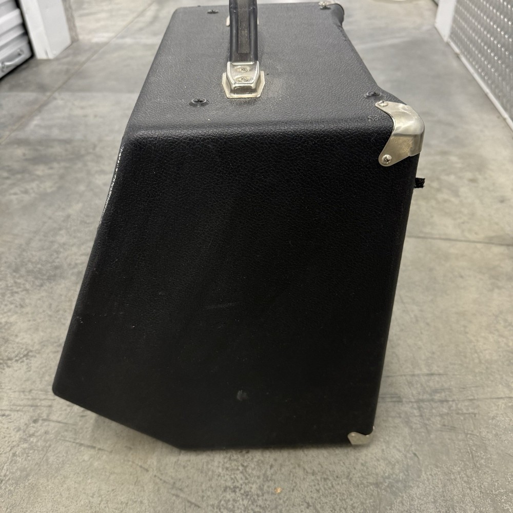 Fender 30W Bass Amplifier Rumble 30 - Tested & Working