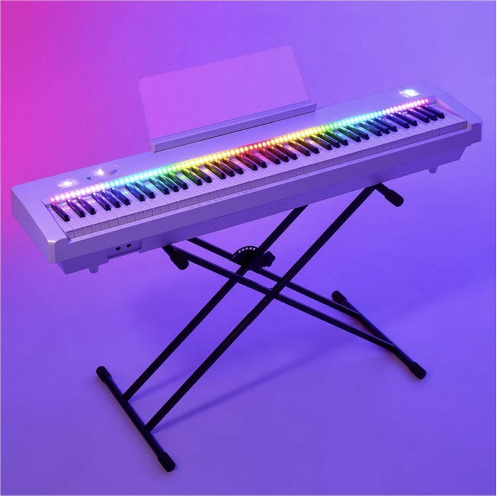 Samick K-POP KPOP Stage LED Light Up Digital Piano SP-E88 Electronic Keyboard