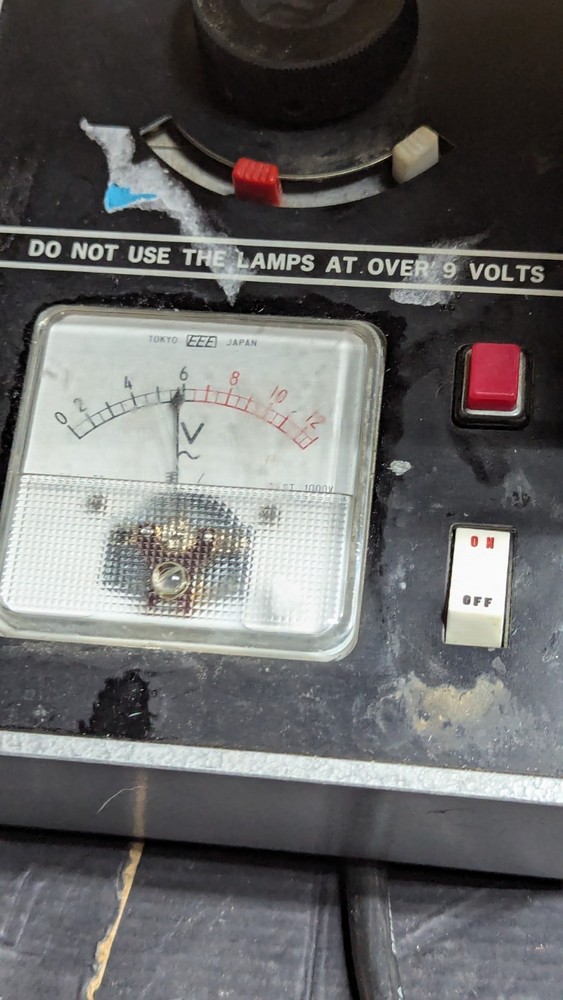 *Untested* Nikon S Microscope With Transformer And Objectives - Powers On L-KE?