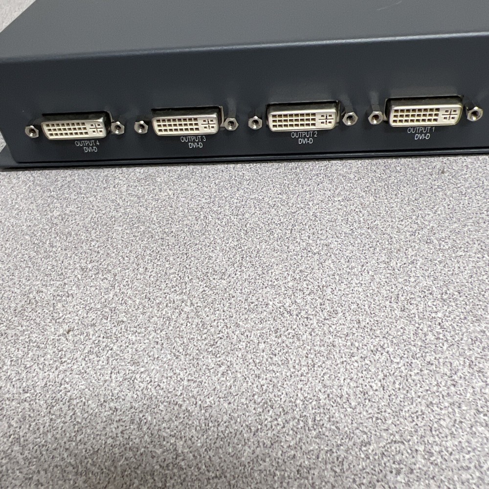 DVI Splitter Amplifier DS01 4 Port