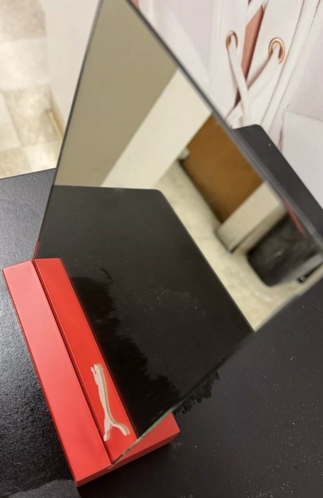 Puma Mirror