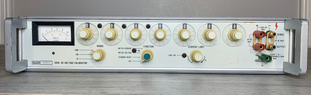 Fluke 343A DC Voltage Calibrator