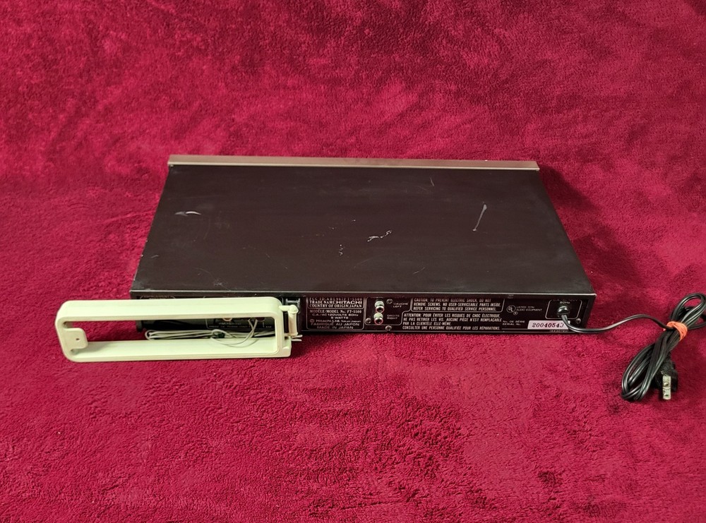 Hitachi FT-5500 Stereo Tuner (1981)