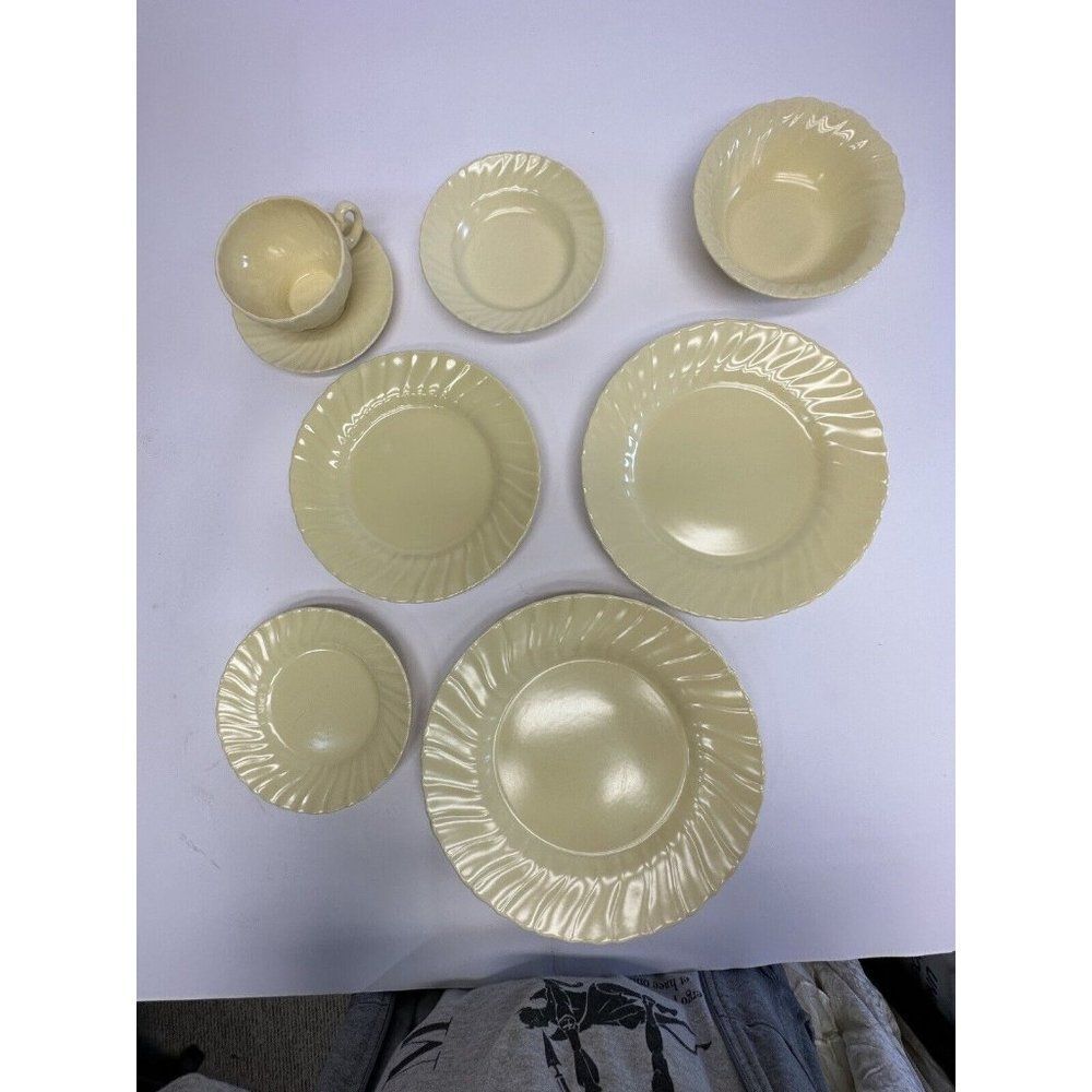 Franciscan Coronado 8 Piece Place Setting Yellow