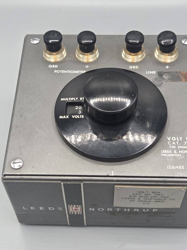 Vintage Leeds & Northrup 7592 Volt Box 750 Ohms/Volt (Untested)
