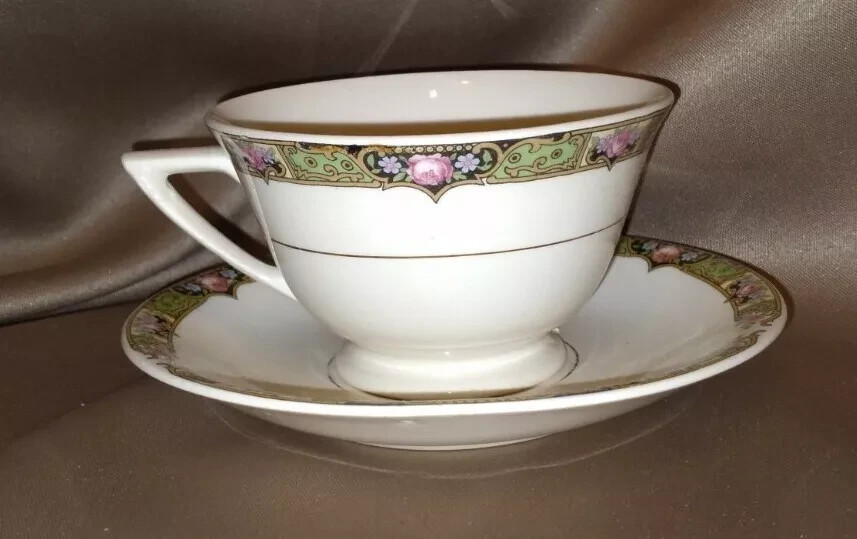 CHARTREUSE 4 PIECE PLACE SETTING Edwin Knowles ALADDIN DESIGN Temporary Reduced