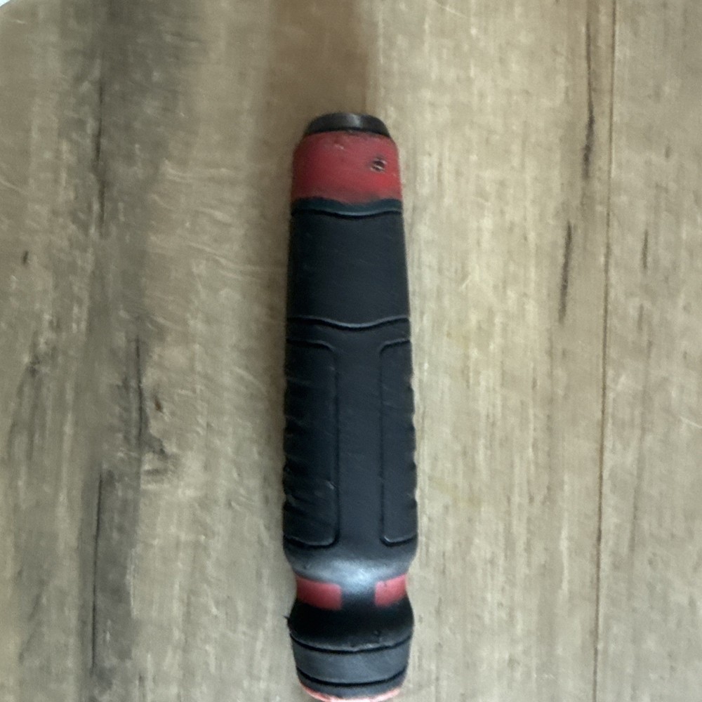 Mac Tools Comfort Grip Pry Bar