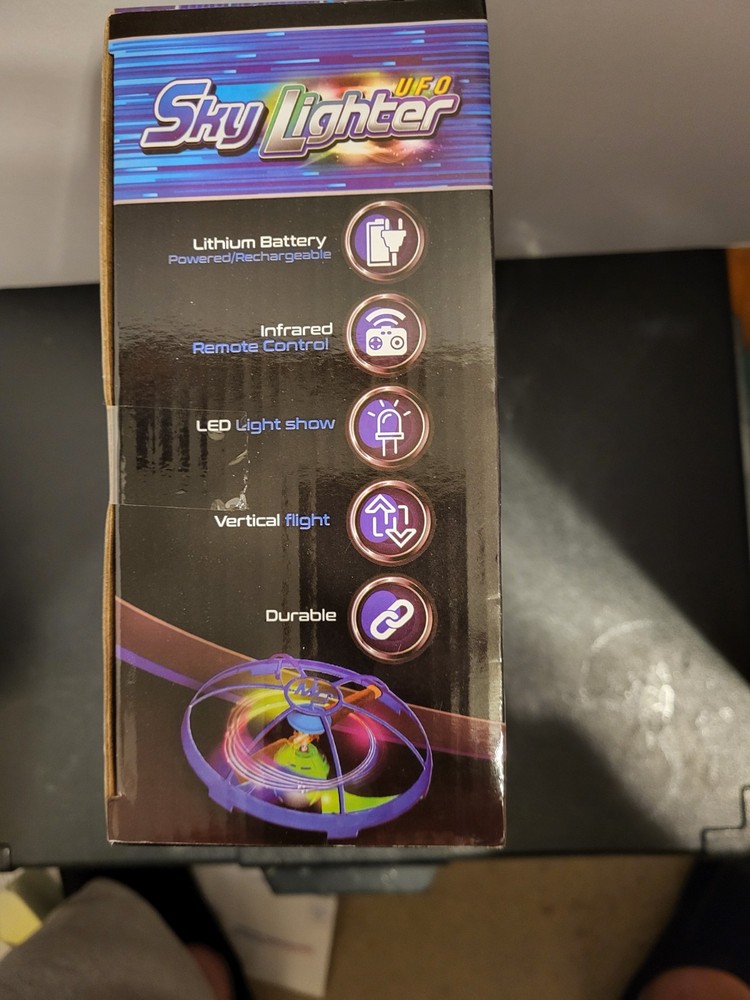 MINDSCOPE SKY LIGHTER MICRO UFO INFRARED REMOTE CONTROL MINI DRONE - Blue