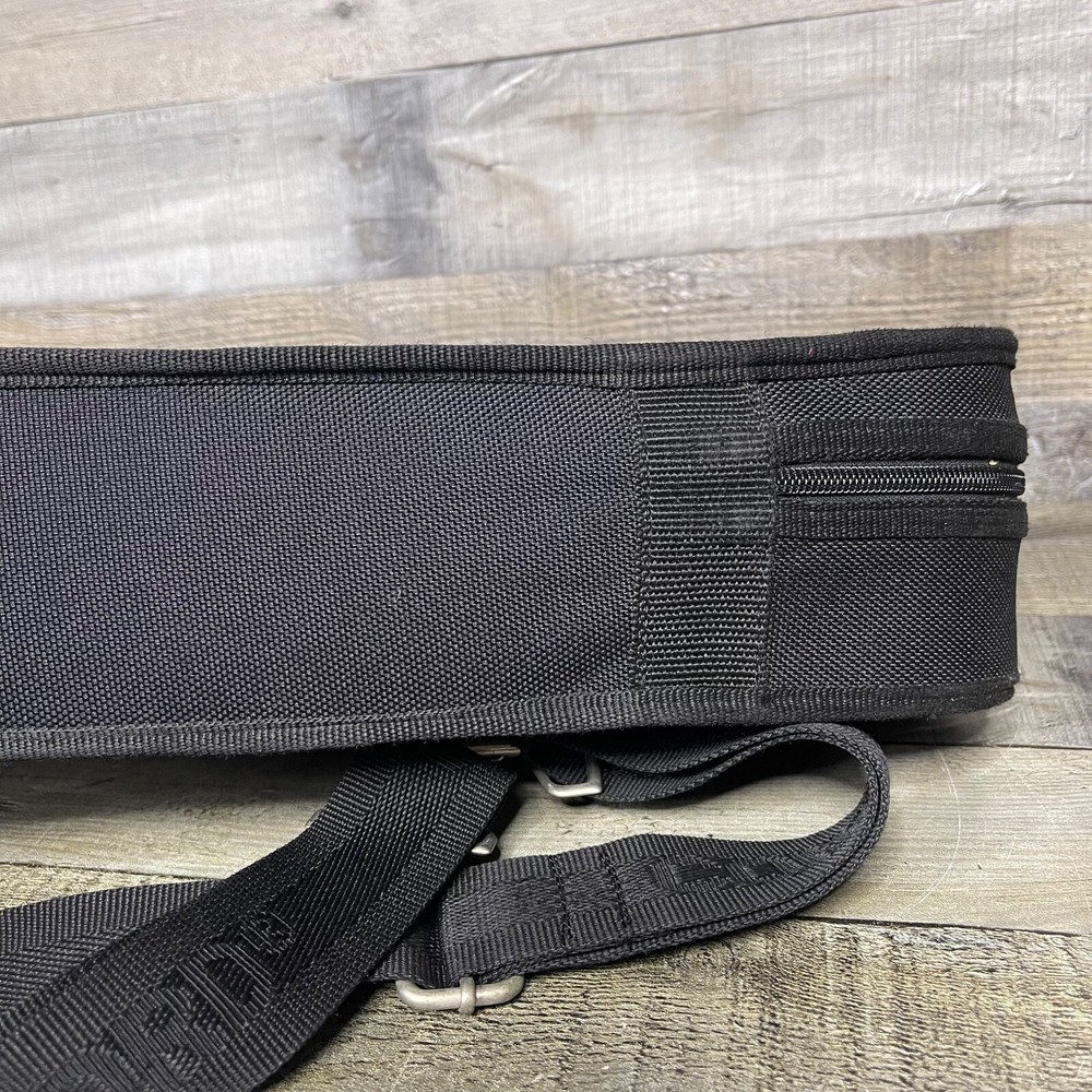 Concord Violin Case Burgundy Lining