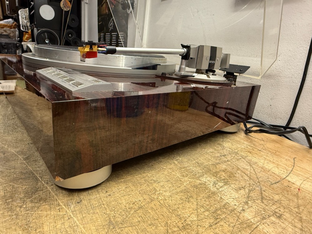 JVC QL-Y55F Quartz-Locked Fully-Automatic Turntable W/ Manual
