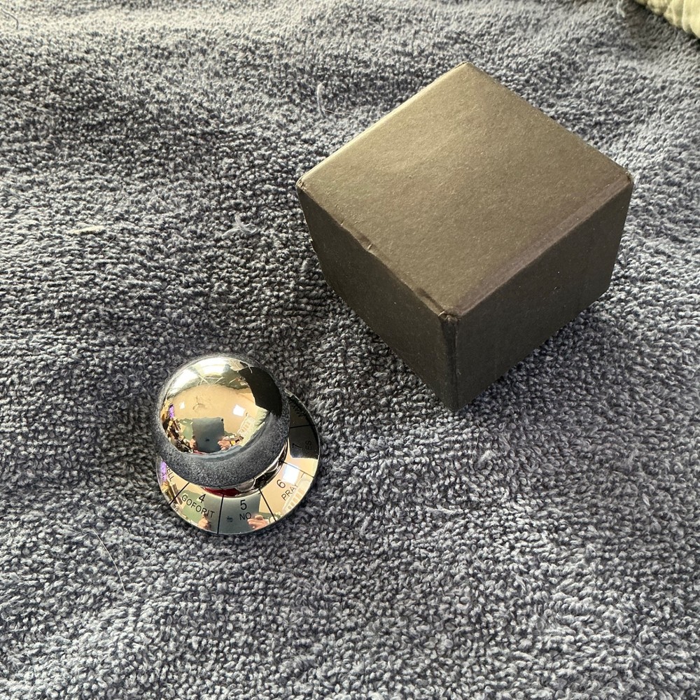 Fortune telling Ball Bearing decision maker