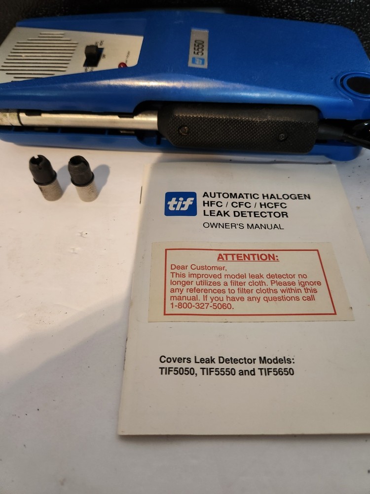 TIF 5550 Automatic Halogen Leak Detector with Hard Case