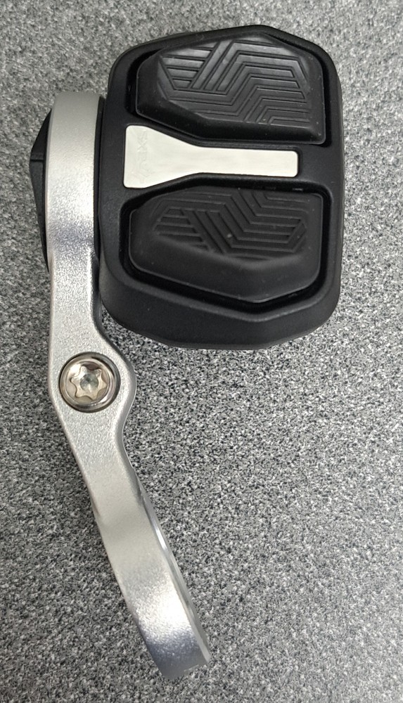SRAM AXS POD Ultimate Transmission 1987 Controller: Left, Silver