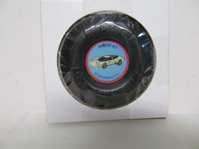 Hot Wheels RED LINE  Plastic Button w/ Tab - PORSCHE 917