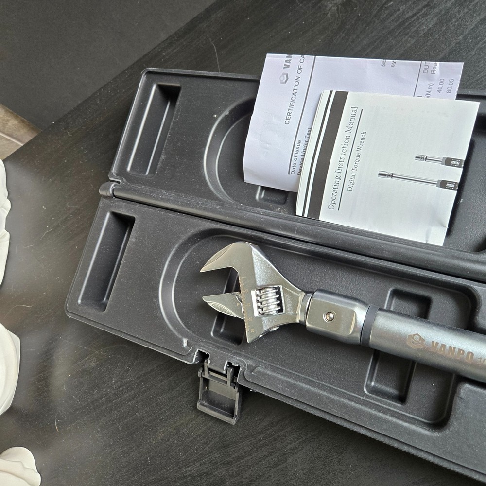 Vanpo Adjustable Torque Wrench - 2.2-44.2 ft.lb with Precise LED Notifications