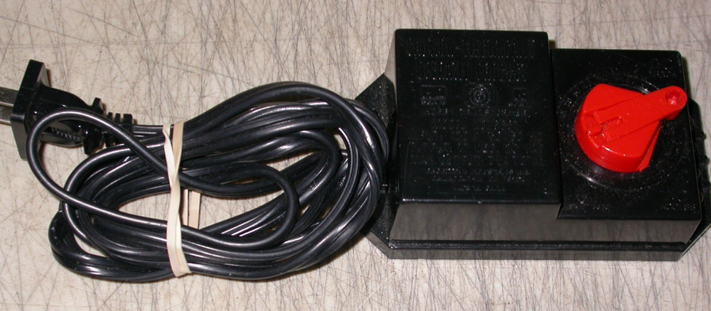 Bachmann 6607 Hobby Transformer HO N Scale Train Power Pack Controller