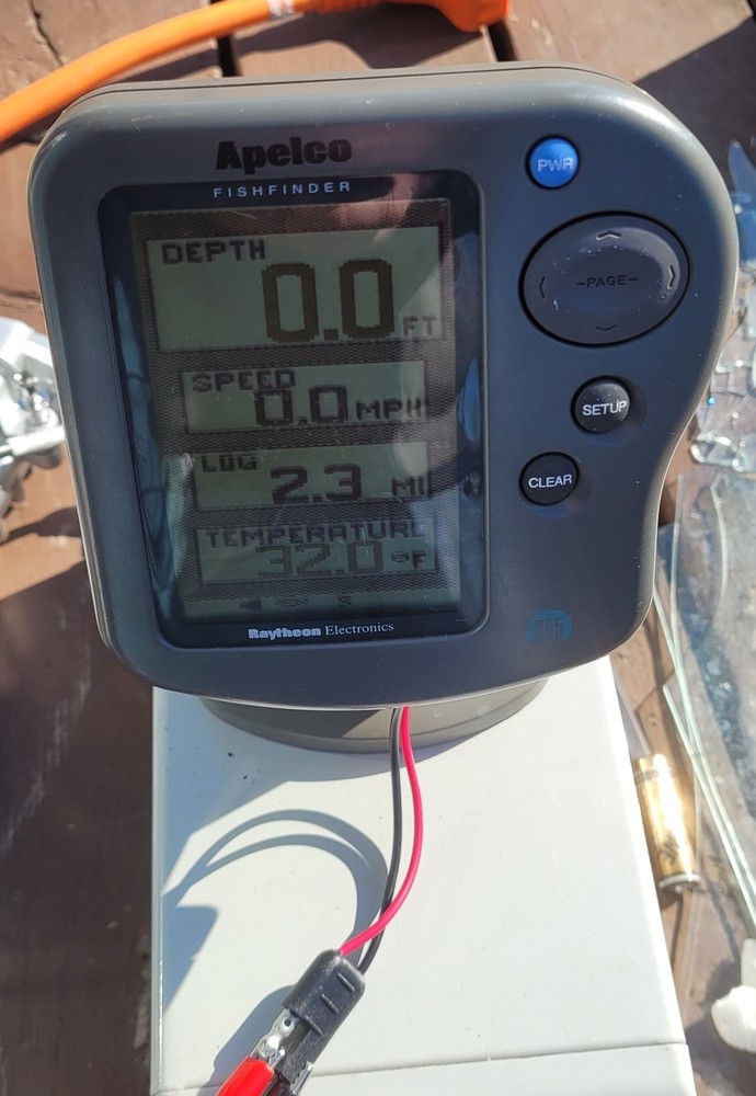Apelco Fish Finder 365 Raytheon Electronics Head Unit & Mounting Base