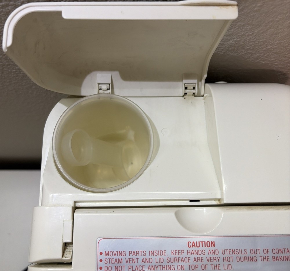 Zojirushi Automatic Bread Maker Machine BBCC-S15A