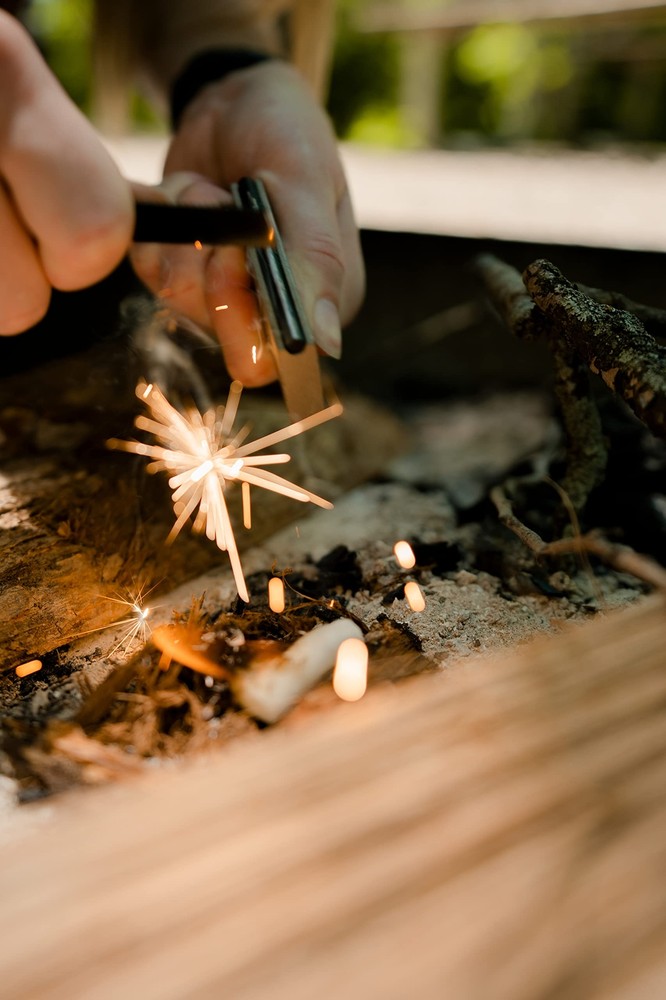 New UST Light-Me Tinder 1156811