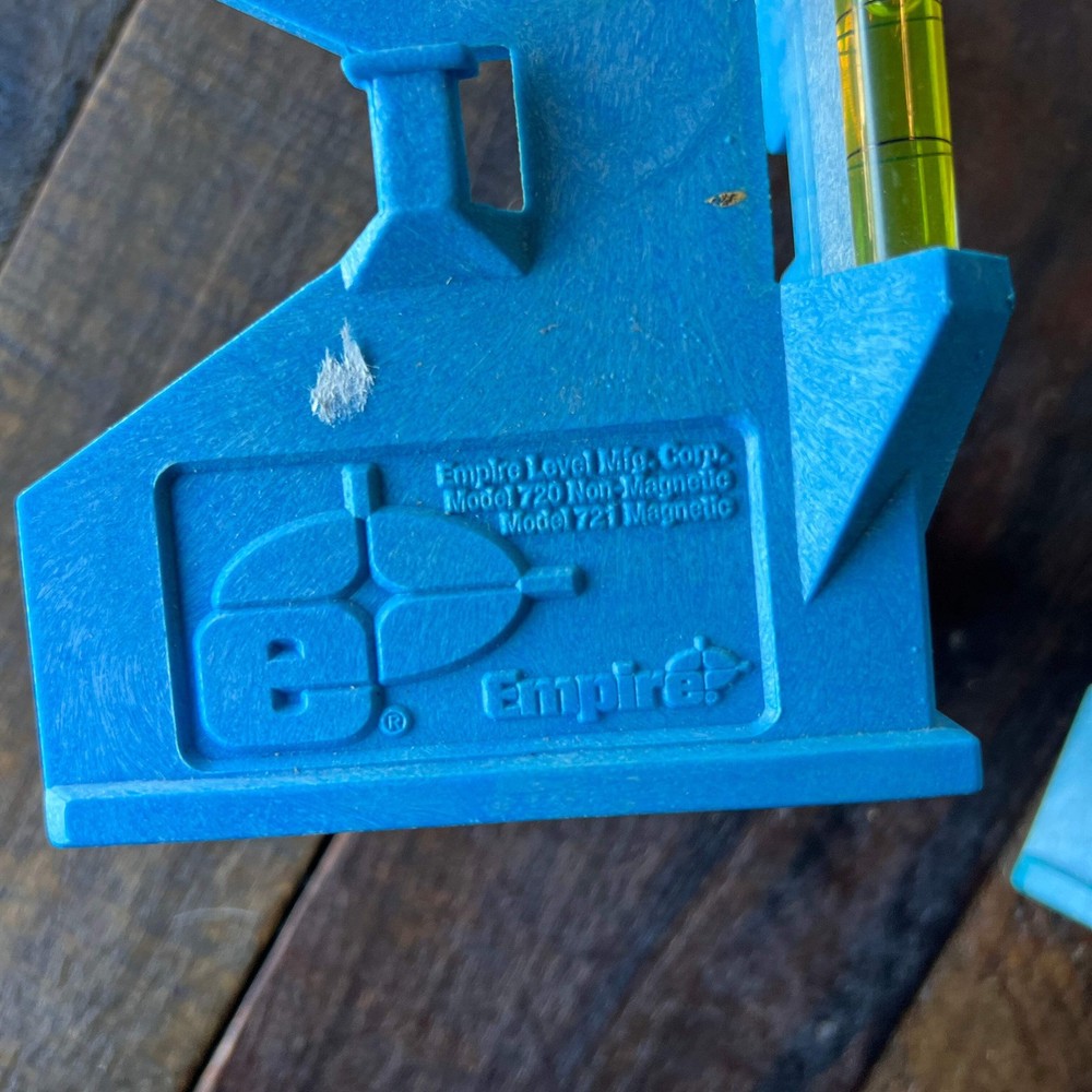 Empire 5-1/4 in. Plastic Post & Pipe Multi Level Pair (USA)