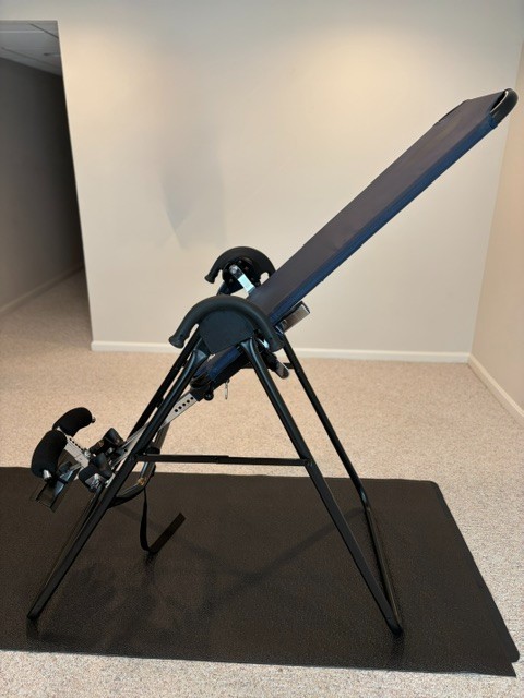 teeter hang ups inversion table