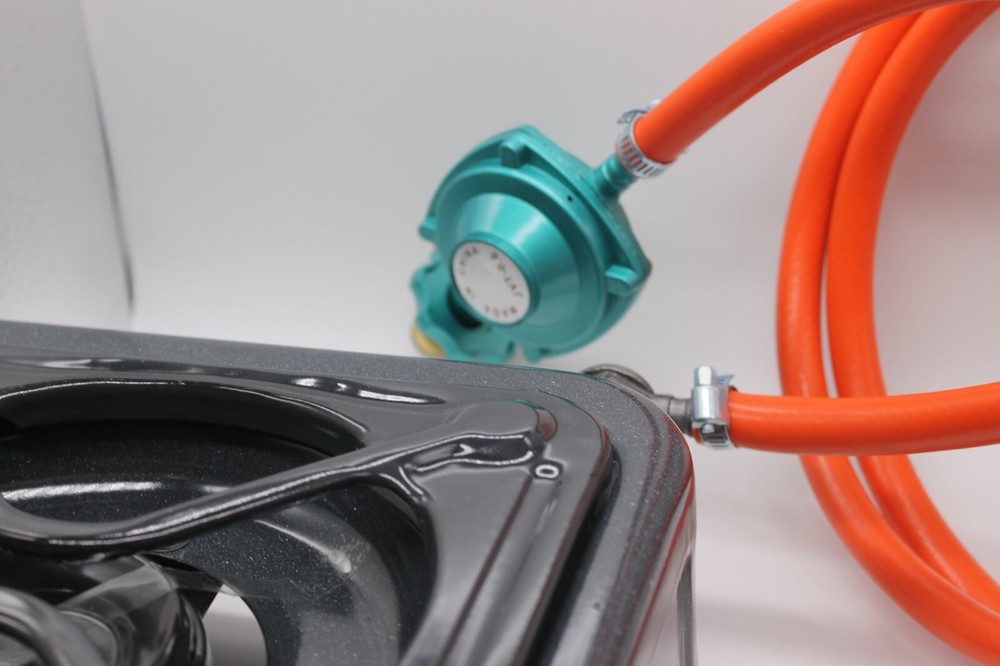 Regulator with 6" Hose BBQ 4 Regular LPG Burner
