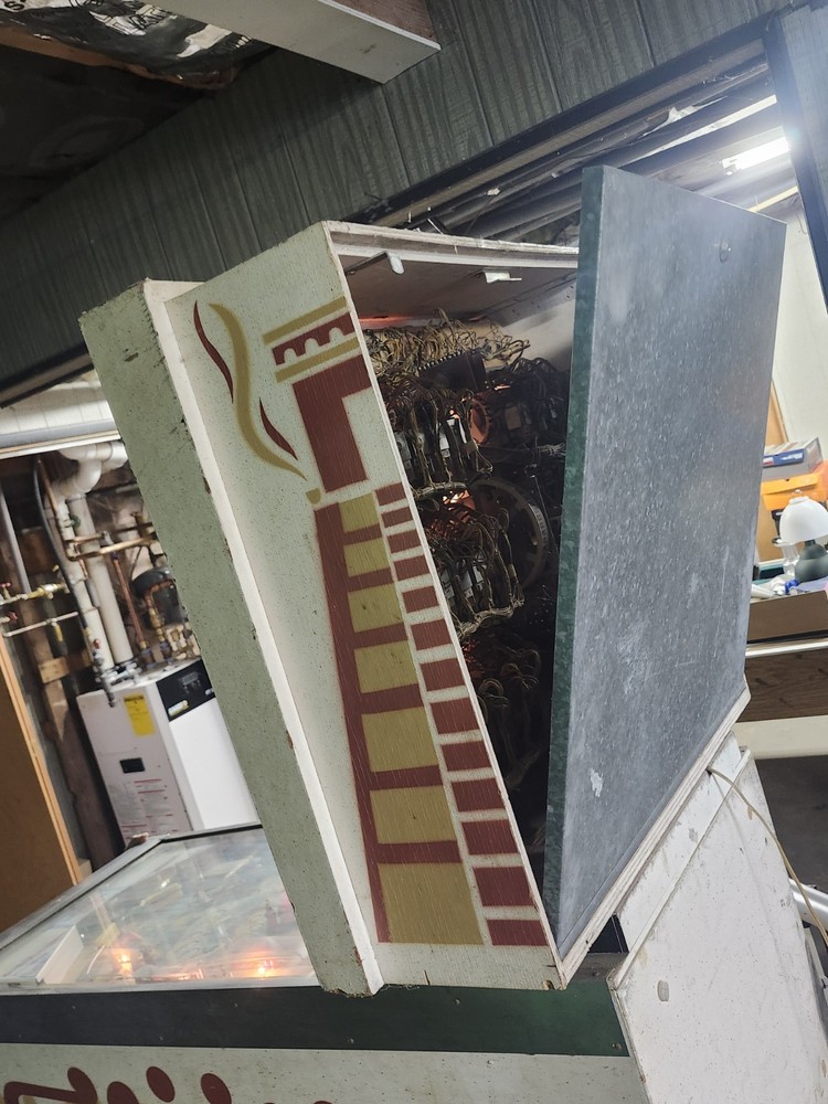 Williams Aztec Pinball Machine 1976