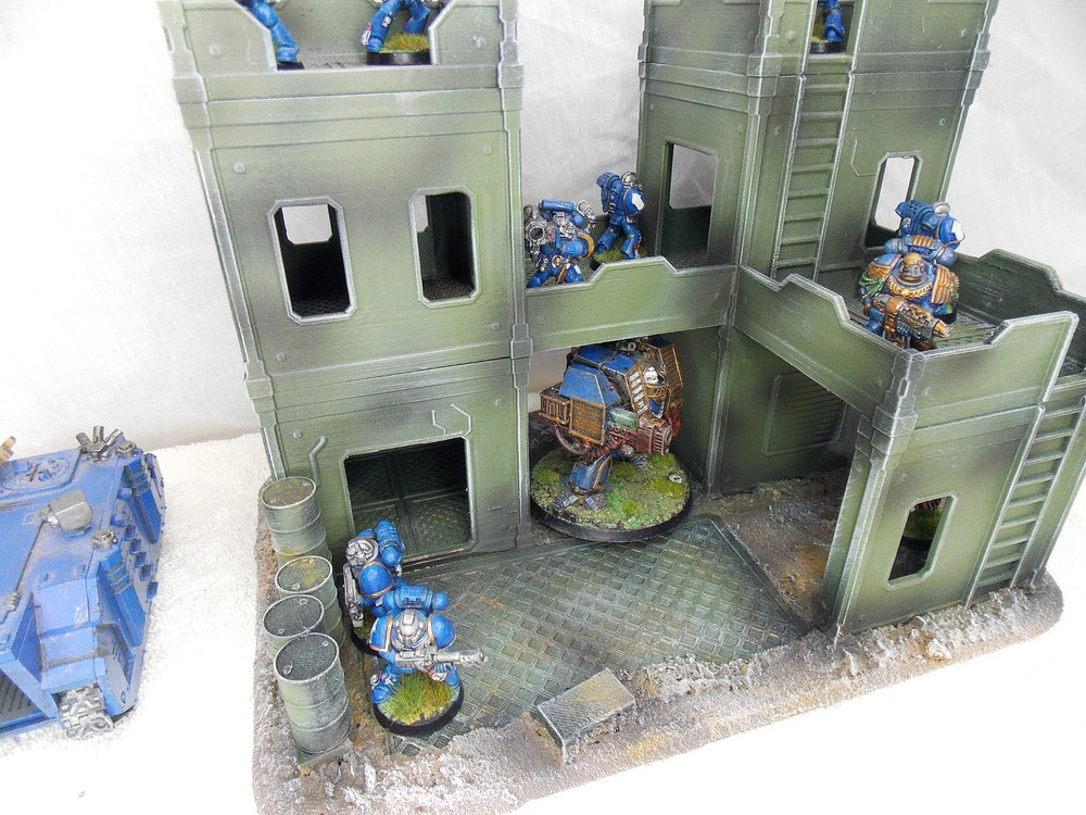 WARGAMING TERRAIN PAINTED BUILDING