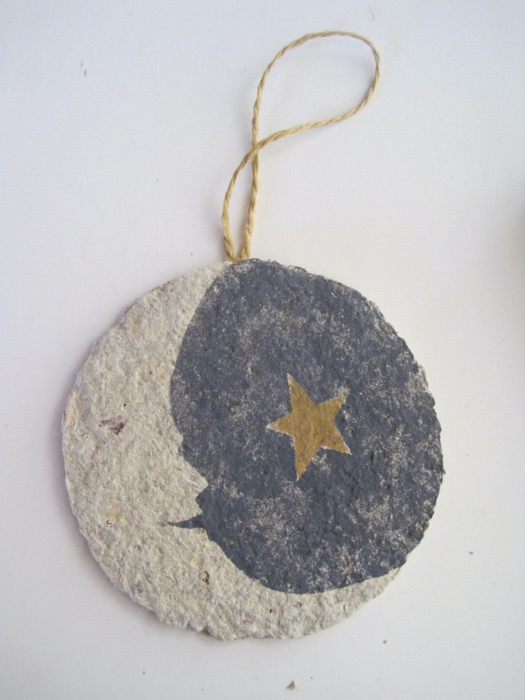 Junkmail Christmas Tree Ornament Laughing Crow Moon Star Round Flat EUC