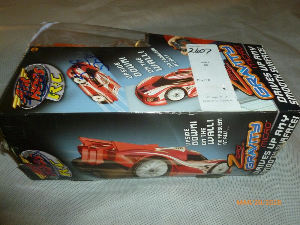 NEW AIR-HOGS ZERO GRAVITY MICRO RC CAR Orange