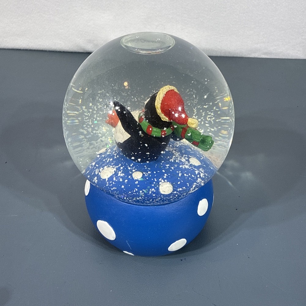 Penguin Snow globe Collectable