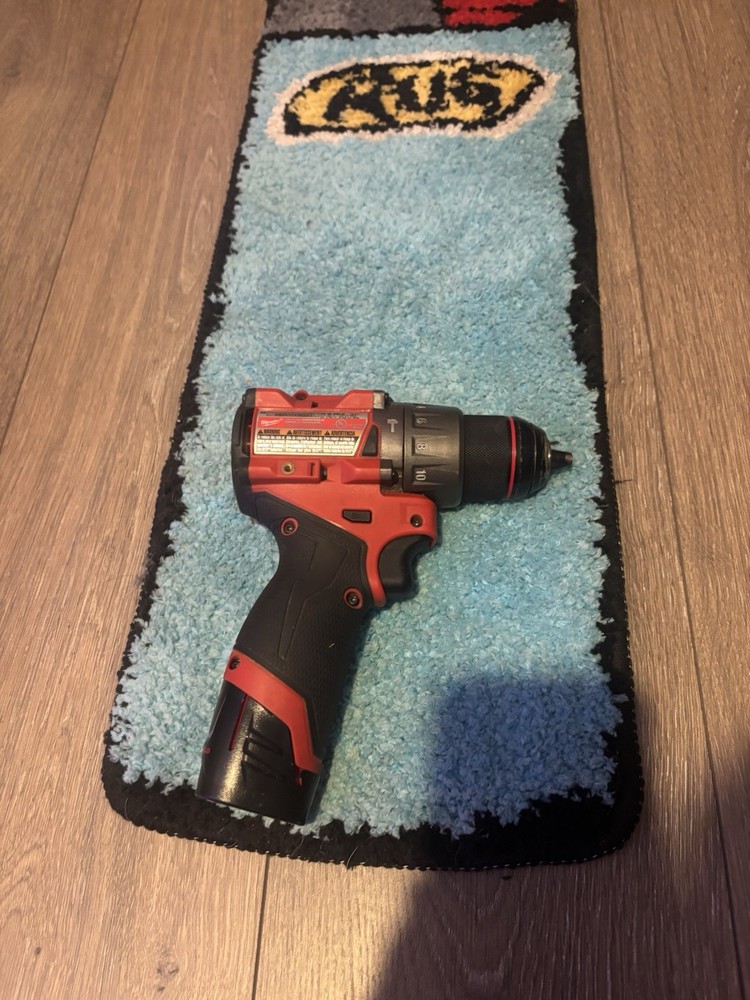 Milwaukee M12 Fuel 12v