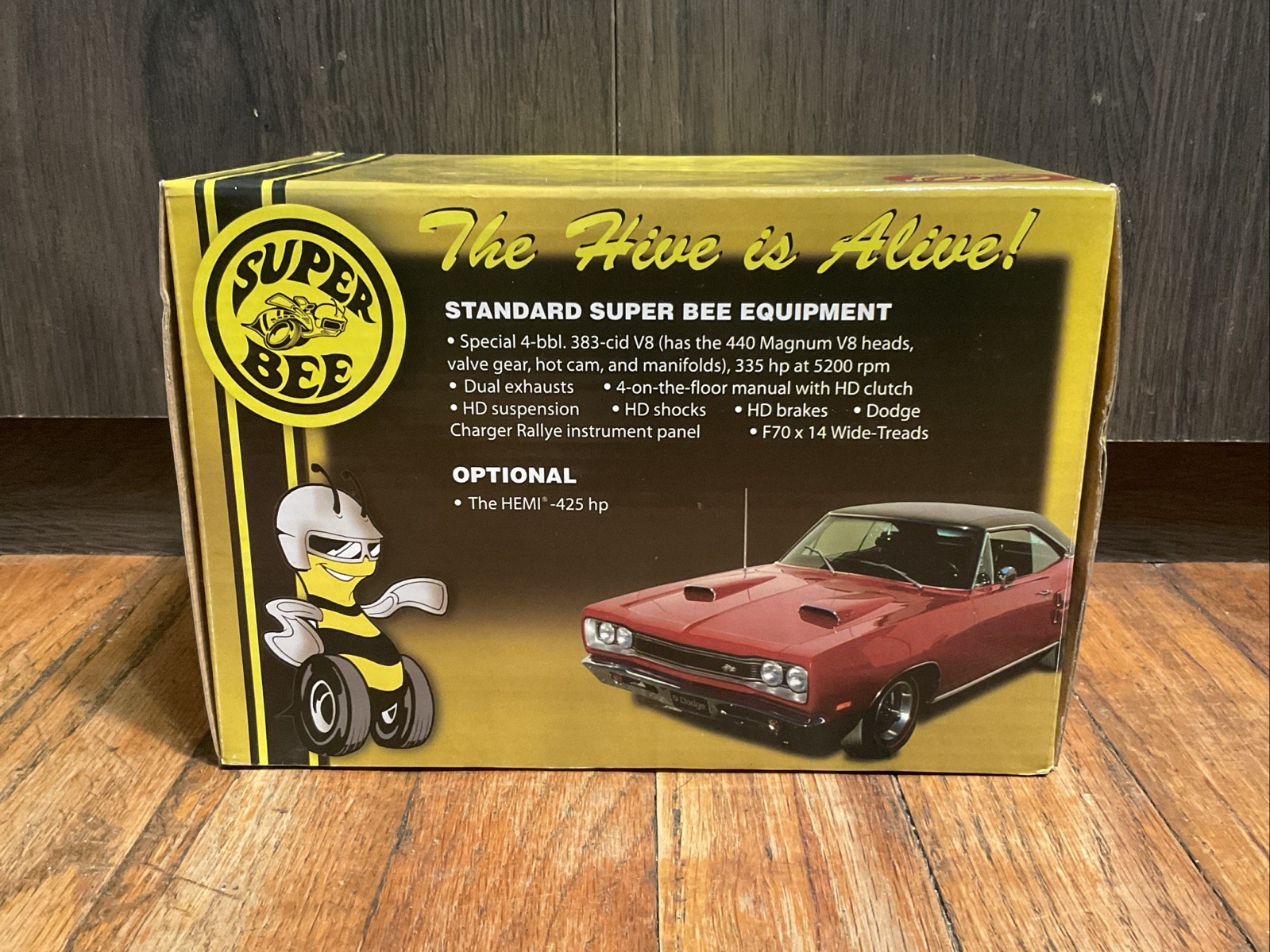 New Dodge Super Bee Bobblehead Panther Pink Bent Rod Garage Shaker Mopar